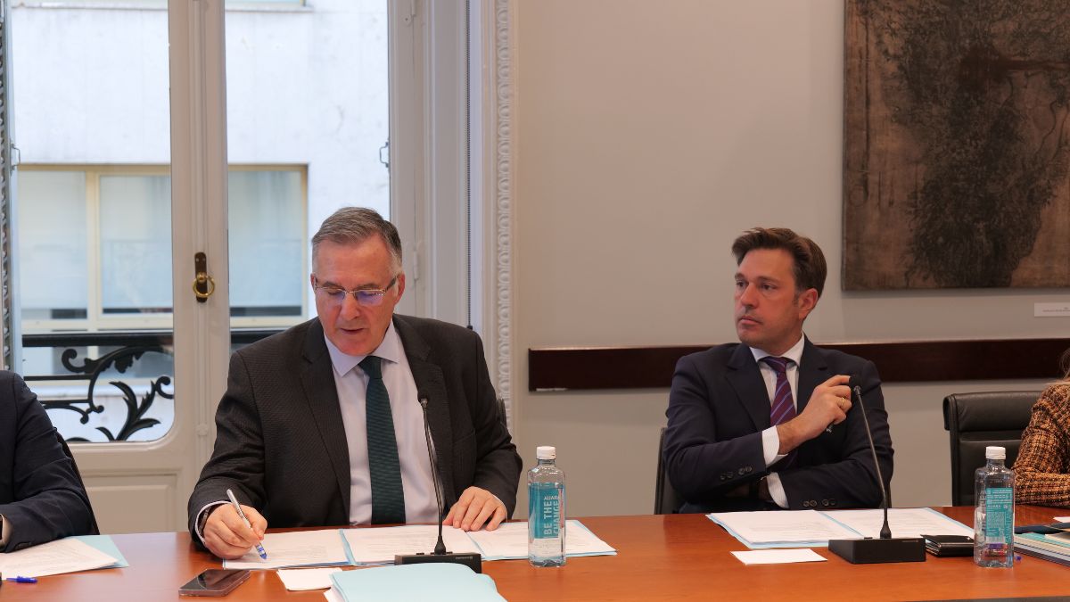 Reunión Jurado Premios V Premios Confilegal 5